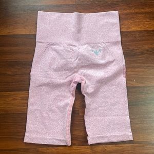 NWOT Power Gym Store Scrunch Butt Biker Shorts